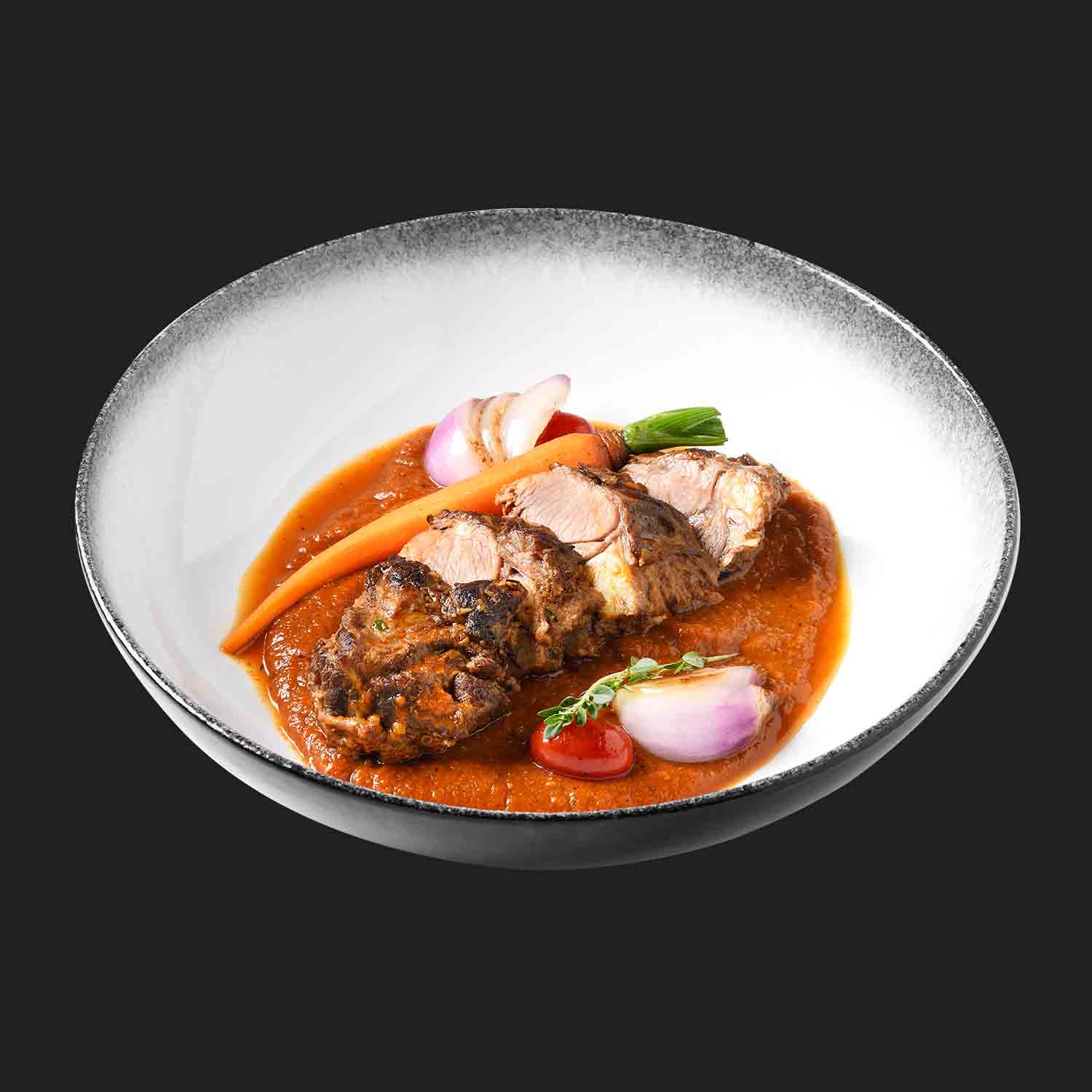 ลิ้นวัวตุ๋นซอสไวน์แดง